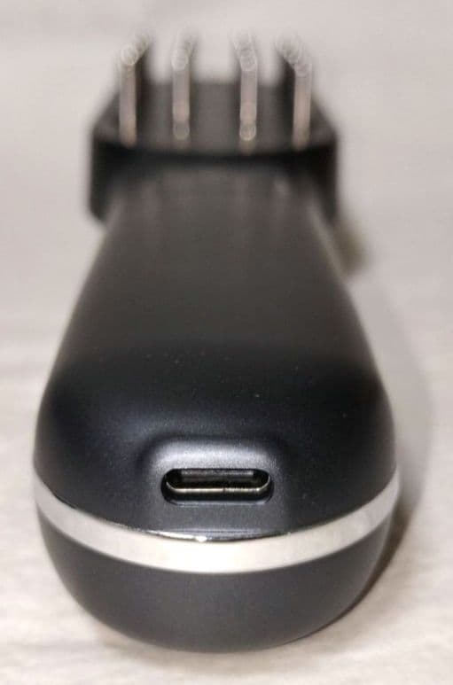 ステラボーテ　レーザー&EMSリフトブラシ PRO