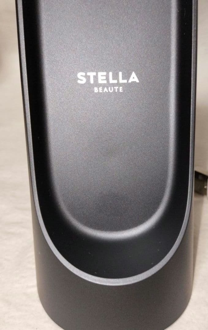 ステラボーテ　レーザー&EMSリフトブラシ PRO