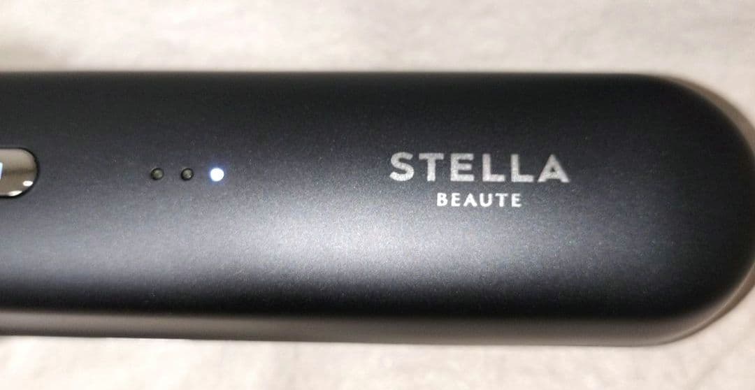 ステラボーテ　レーザー&EMSリフトブラシ PRO