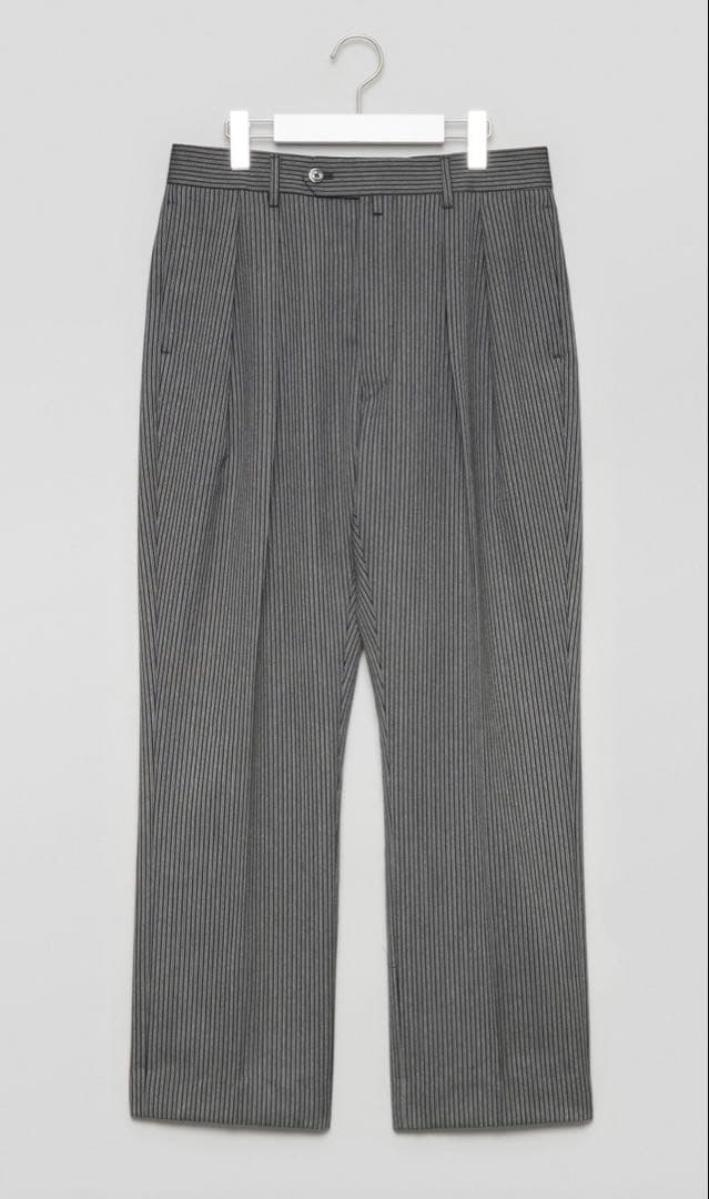 NEAT ストライプ テーパードスラックス44グレー