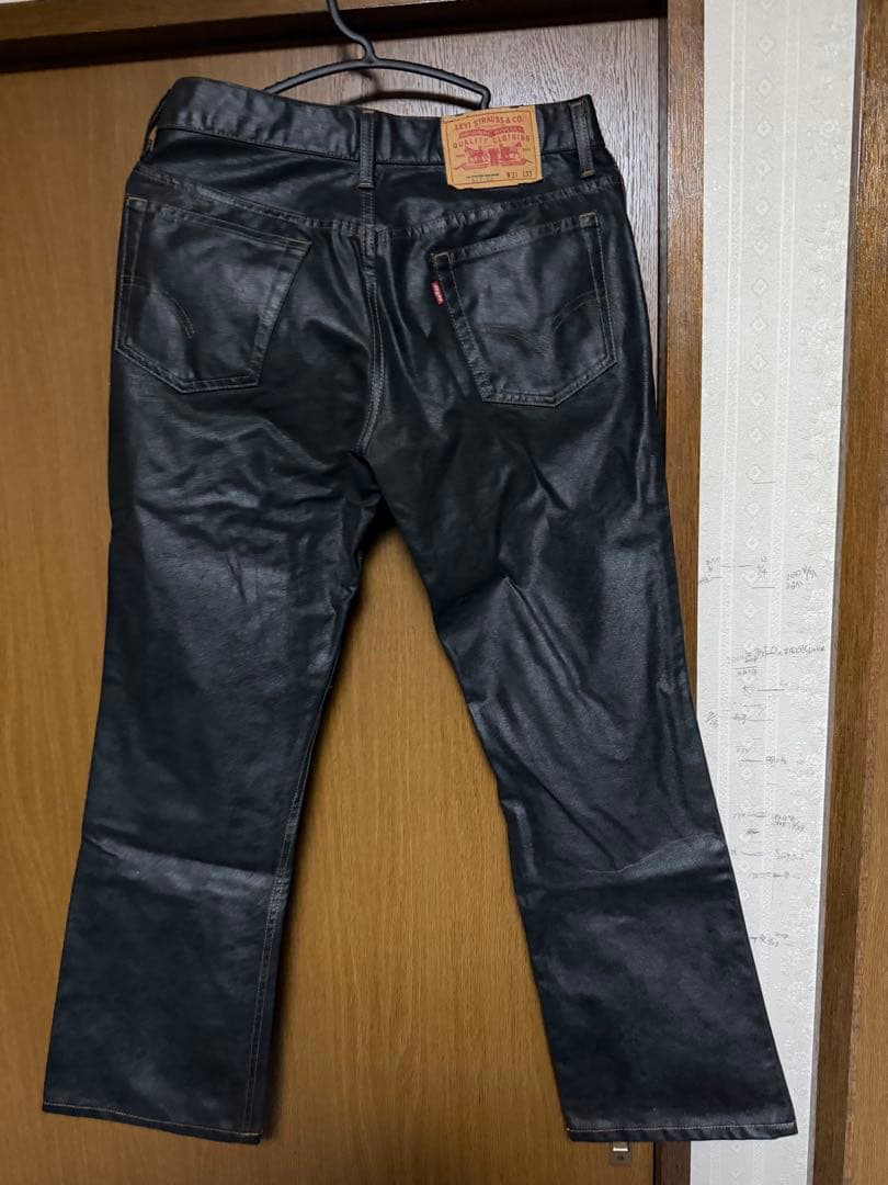 Levi’s コーティングデニム