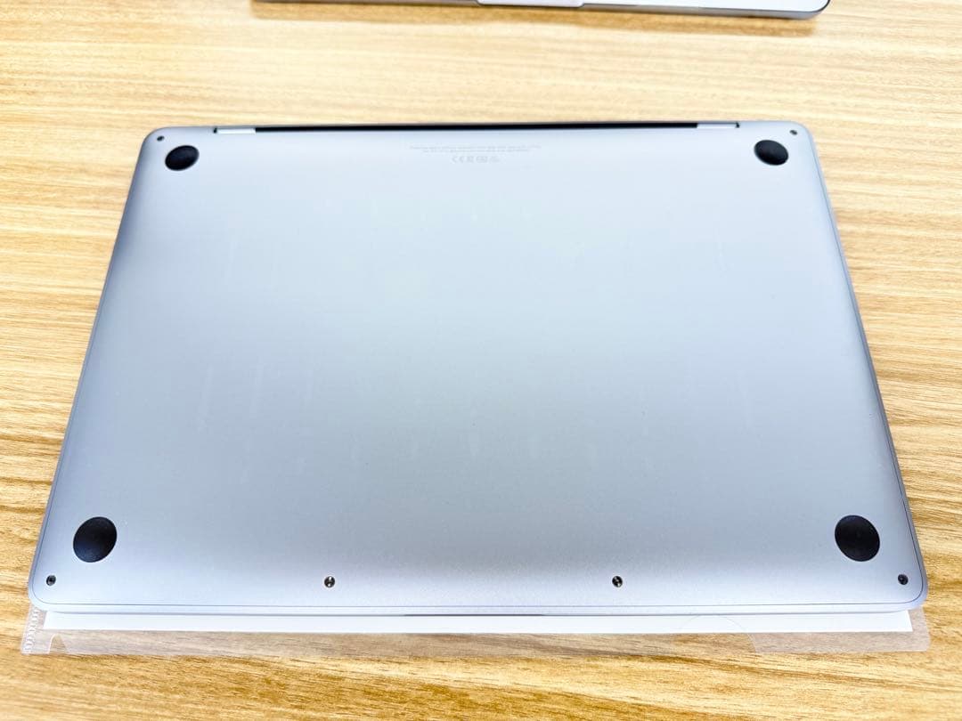 MacBook Pro 2020 13inch メモリ16G M1