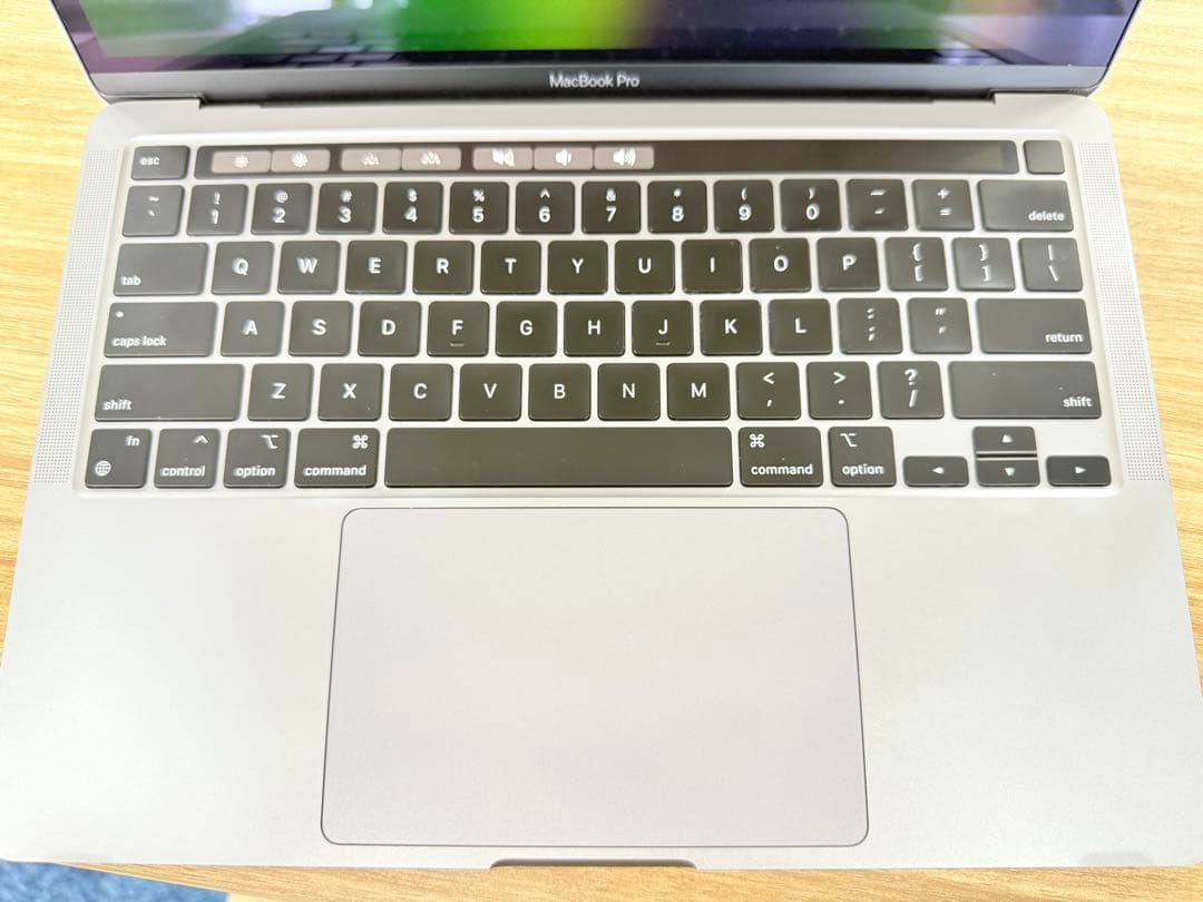 MacBook Pro 2020 13inch メモリ16G M1