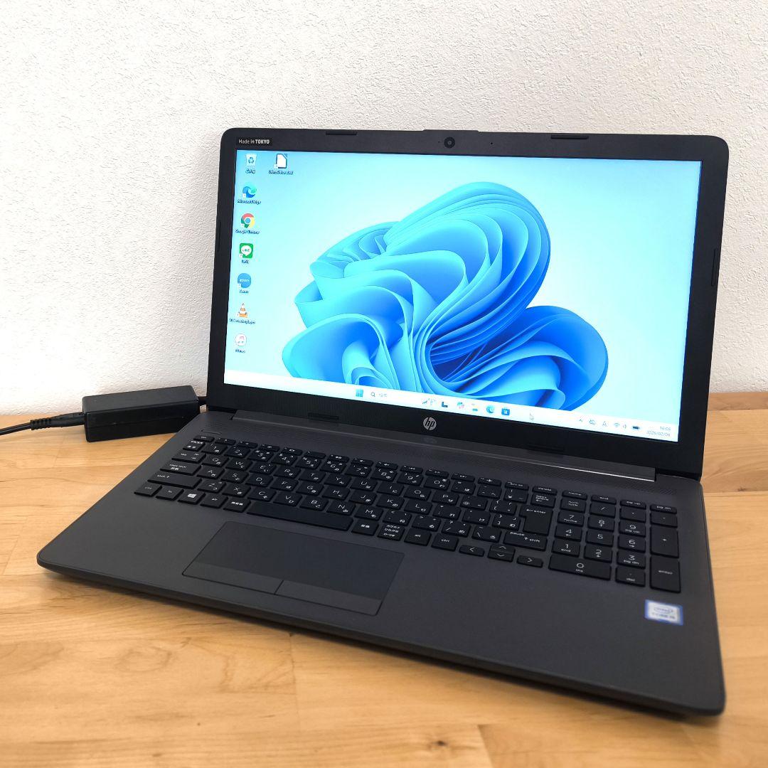 ノートパソコン 15.6型│Windows11・第8世代i5 テンキー付・DVD