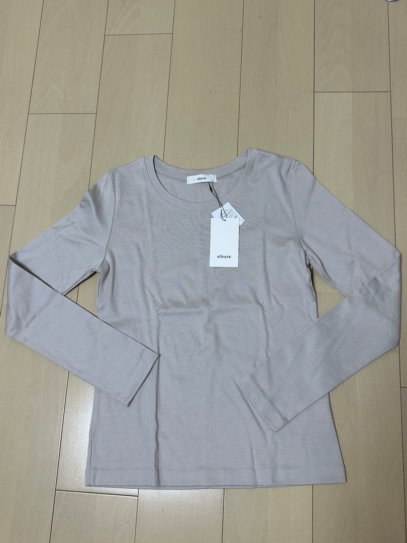 新品未使用　タグ付き　ebure カットソー