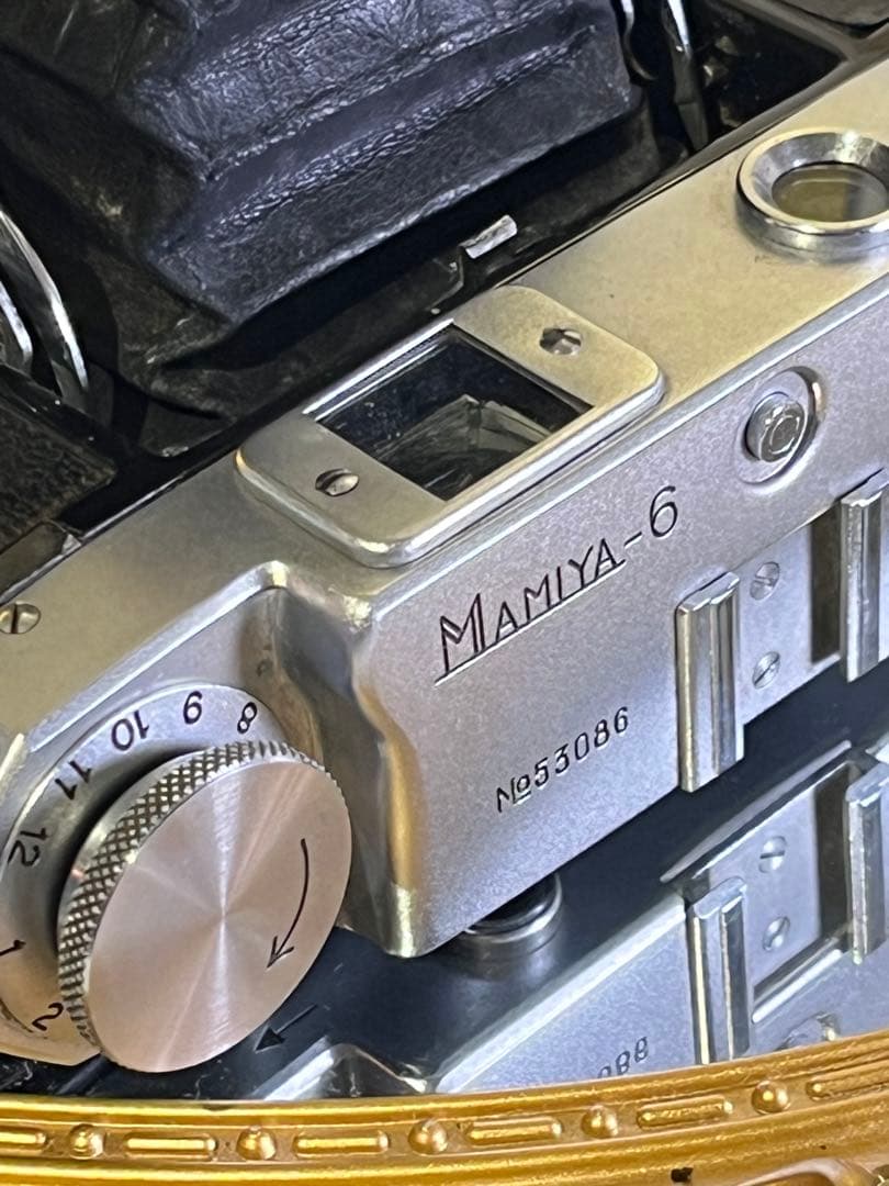 MAMIYA-6 Olympus Zuiko C. 7.5cm f3.5 蛇腹