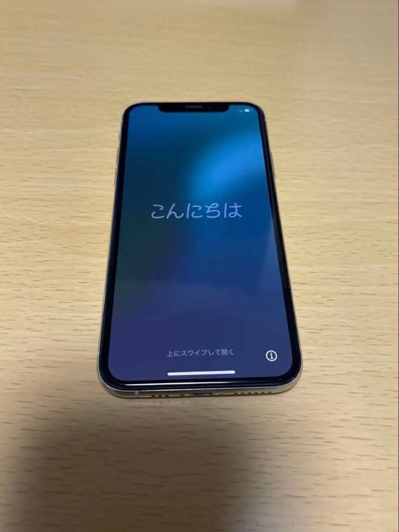 Apple iPhone XS シルバー