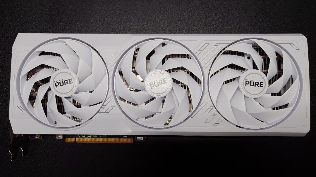 ☆中古☆SAPPHIRE PURE Radeon RX7800XT グラボ