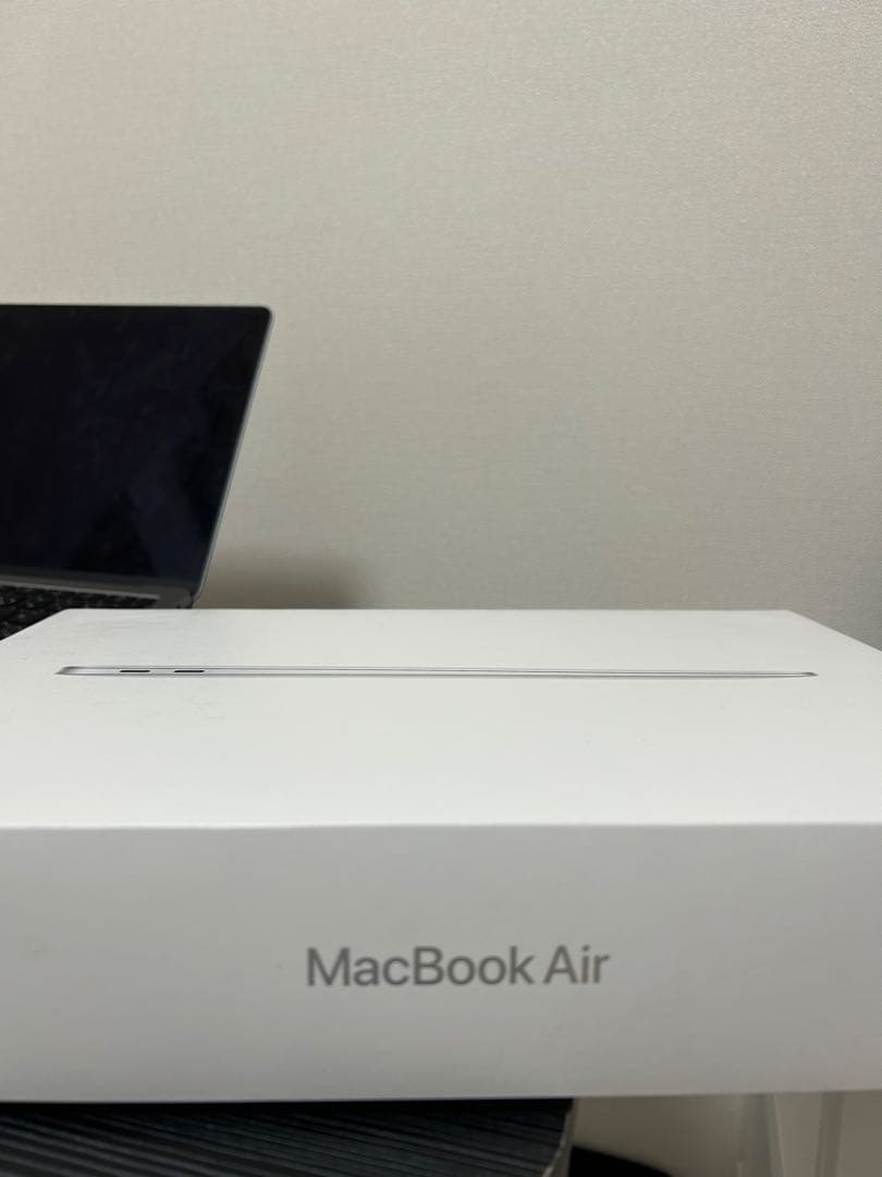 【値下げ交渉あり】MacBook Air シルバー 本体