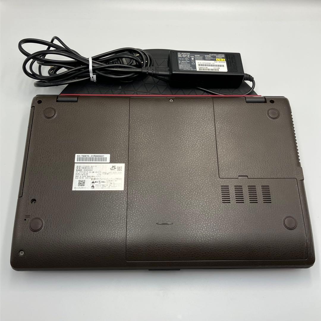 富士通 LIFEBOOK WA3/E2 i7-10510U windows11
