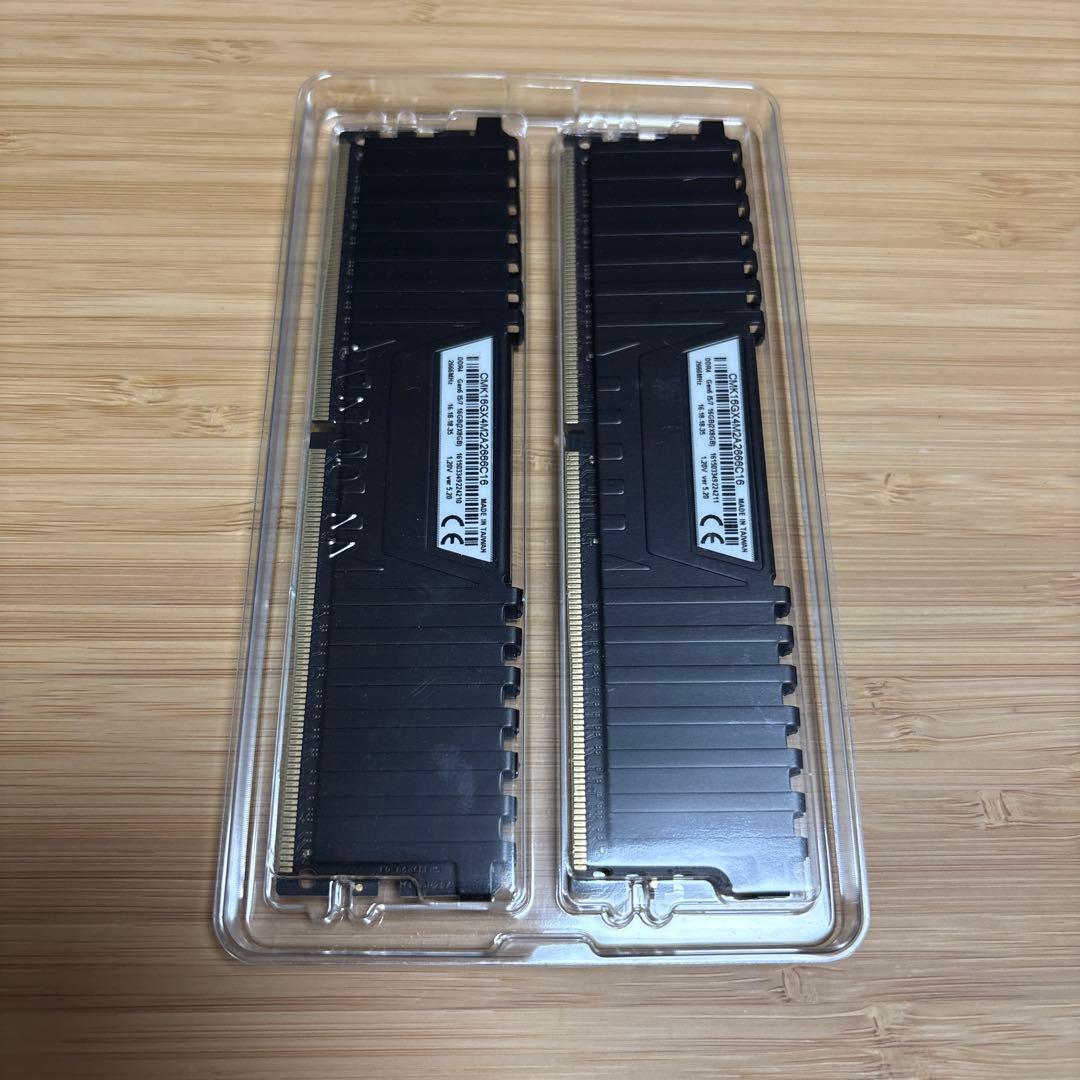 CORSAIR DDR4-2666MHz メモリ VENGEANCE 8GB×2