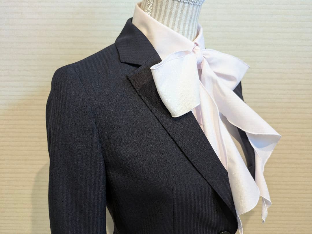 オ*人様 n-line Precious スーツ セットアップ ネイビー ボウタ