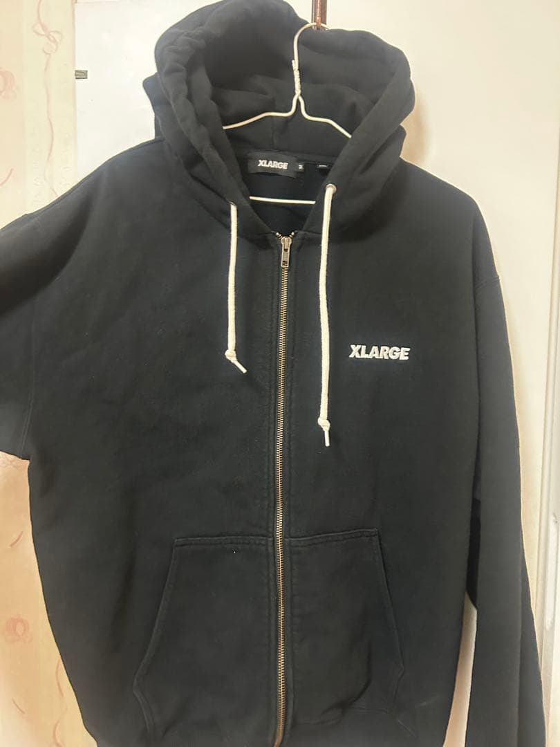 トップス XLARGE STANDARD LOGO ZIP HOODED SWEAT