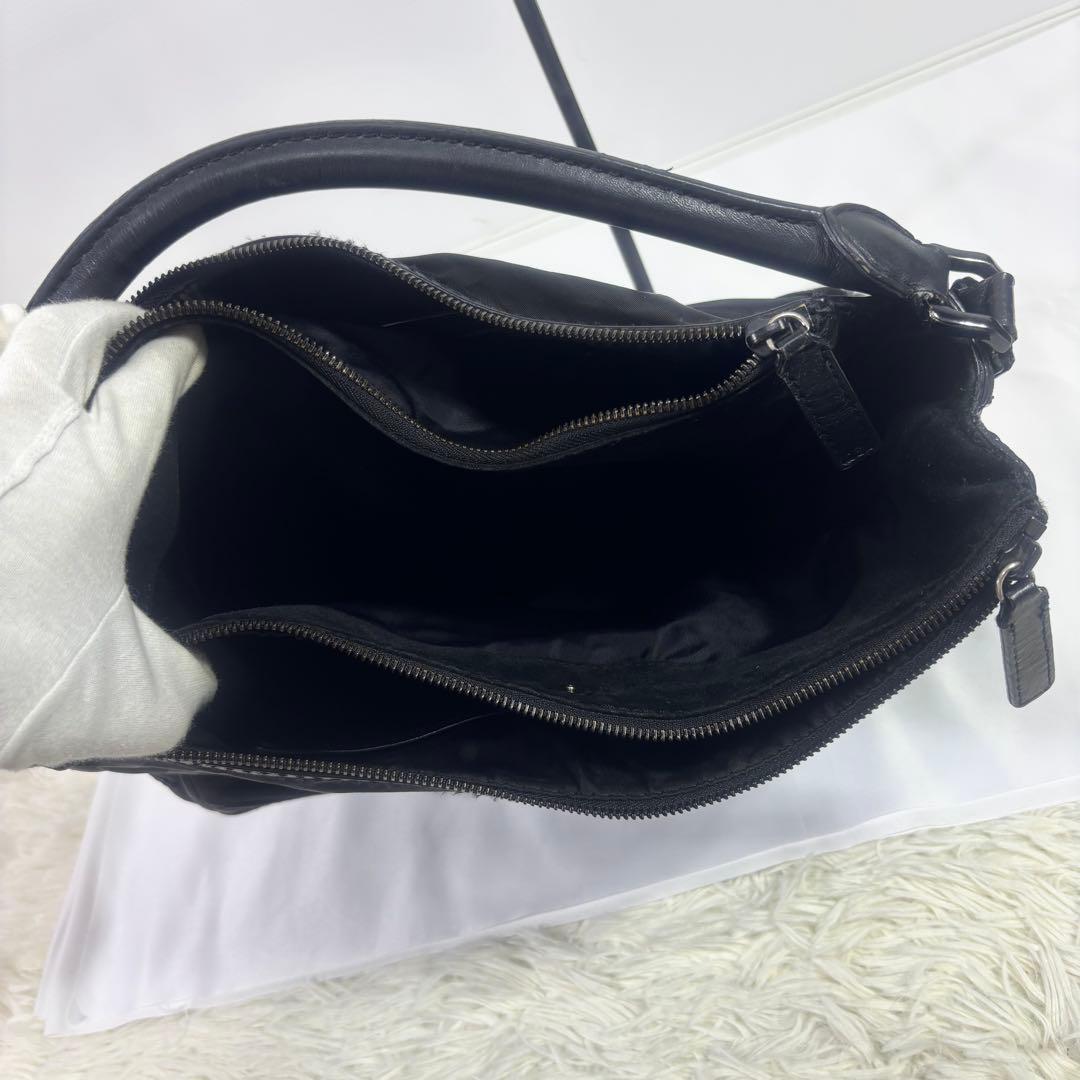 バーバリー　ナイロン レザー バッグ　トートバッグ　ハンドバック　ブラック