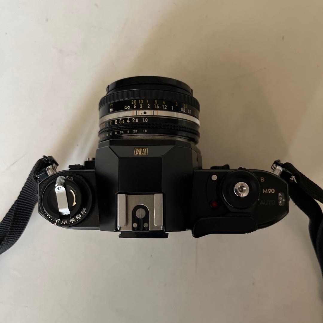 Nikon EM 　一眼レフカメラ標準レンズ・他セット