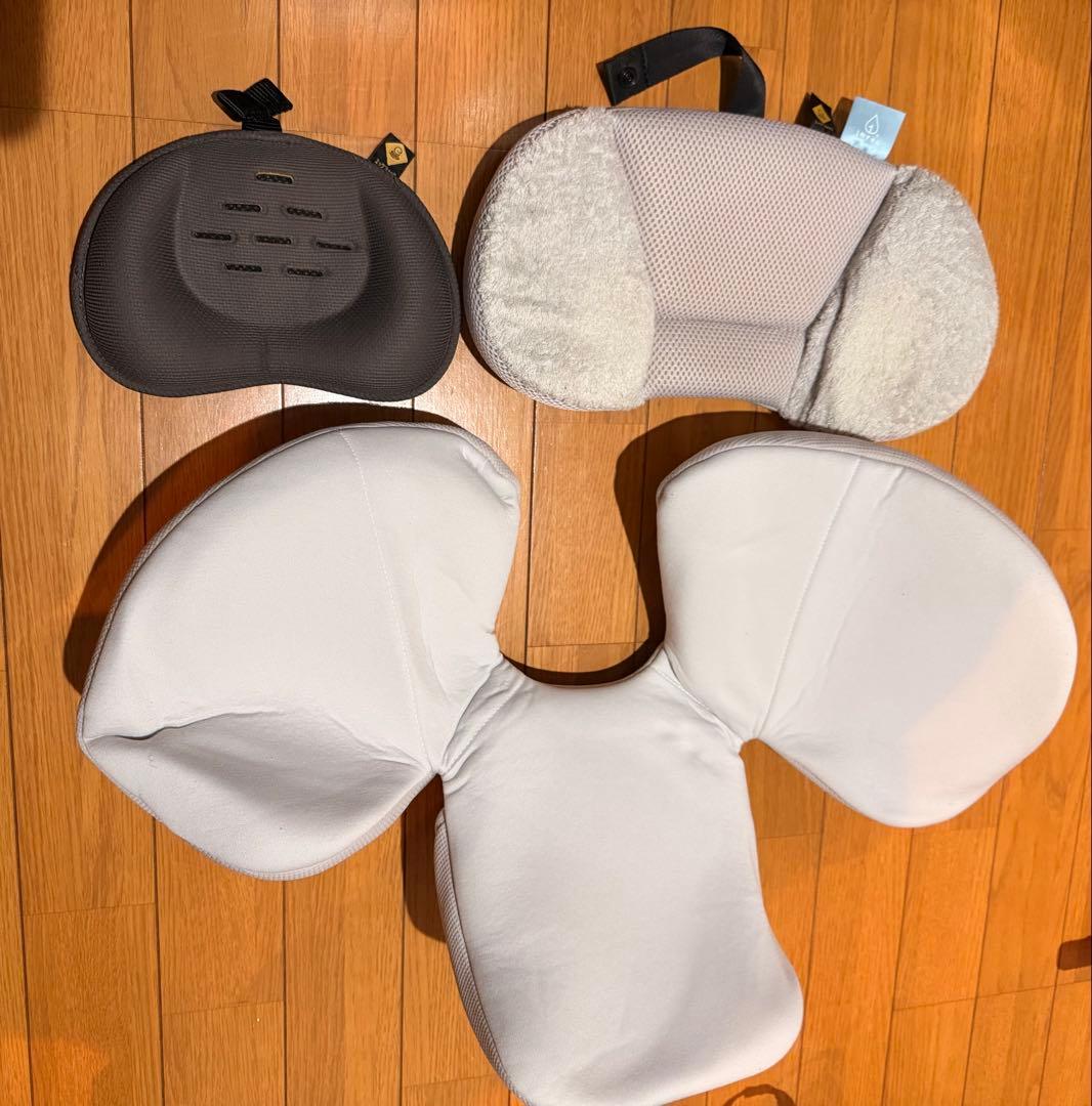 Combi チャイルドシート ネイビー/グレー