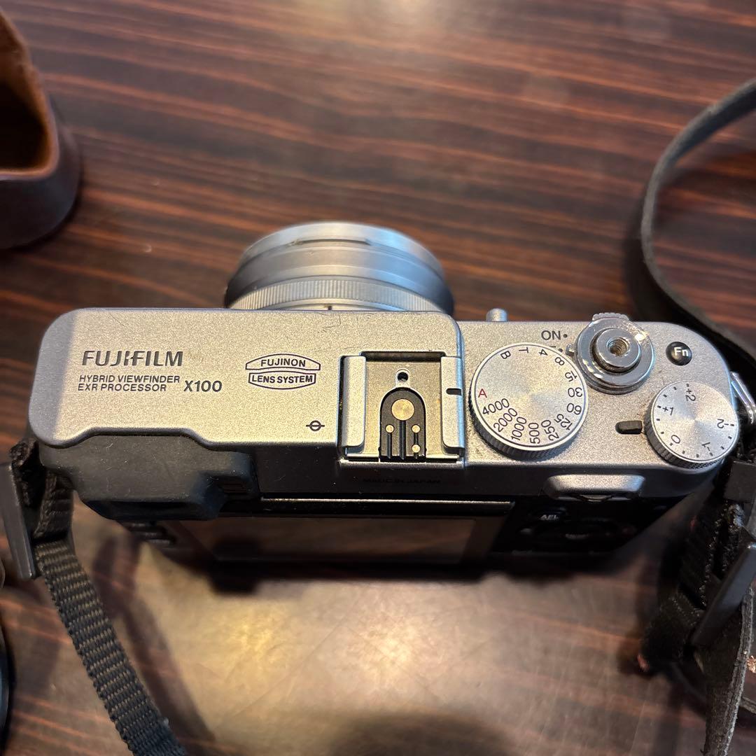 Fujifilm X100 レザーケース付き