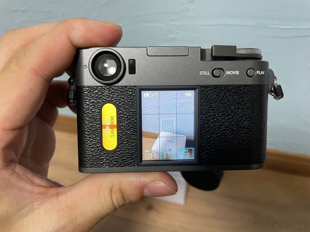 値下げFUJIFILM X-half （xハーフxhalf）チャコールシルバー