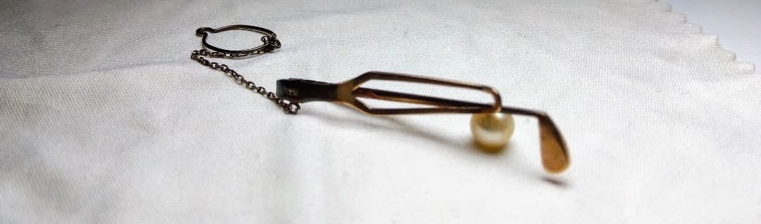 MIKIMOTOのK10製パール付きゴルフパターネクタイピン