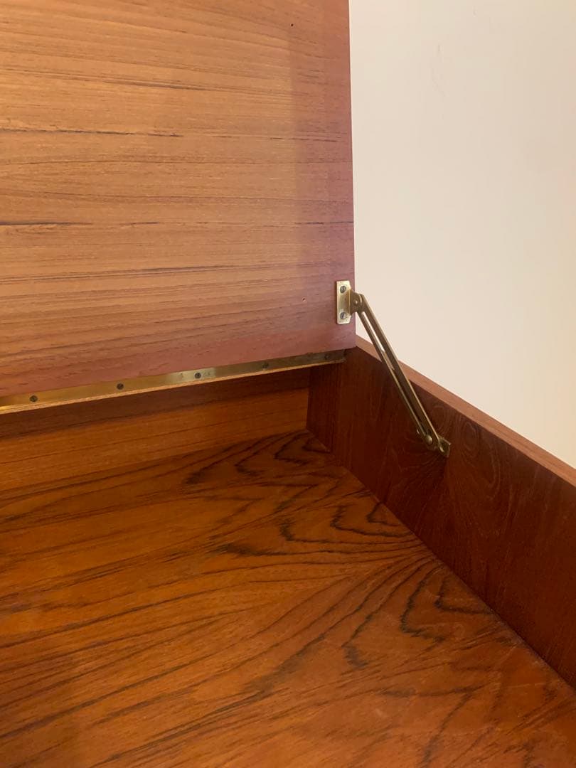 訳ありヴィンテージ北欧家具/ブラウン木製ドレッサー/チェスト 3引き出し