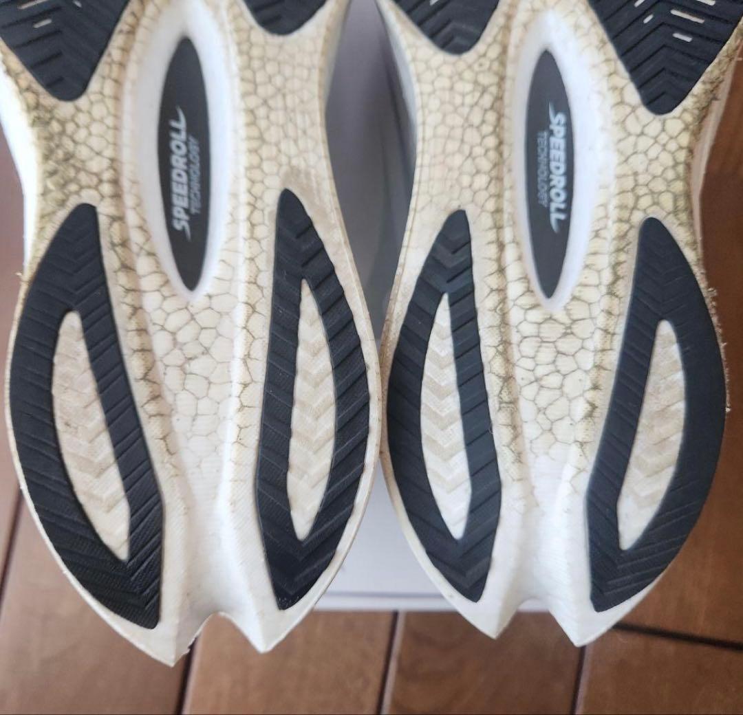 【最終値下げ】エンドルフィンプロ4 Saucony サッカニー 　26.5