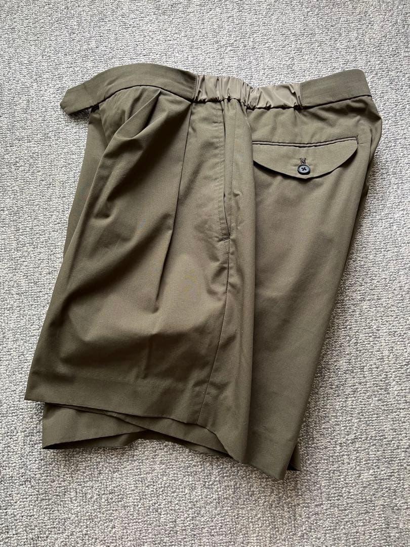 Kolor BEACON カーキショーツ　サイズ2