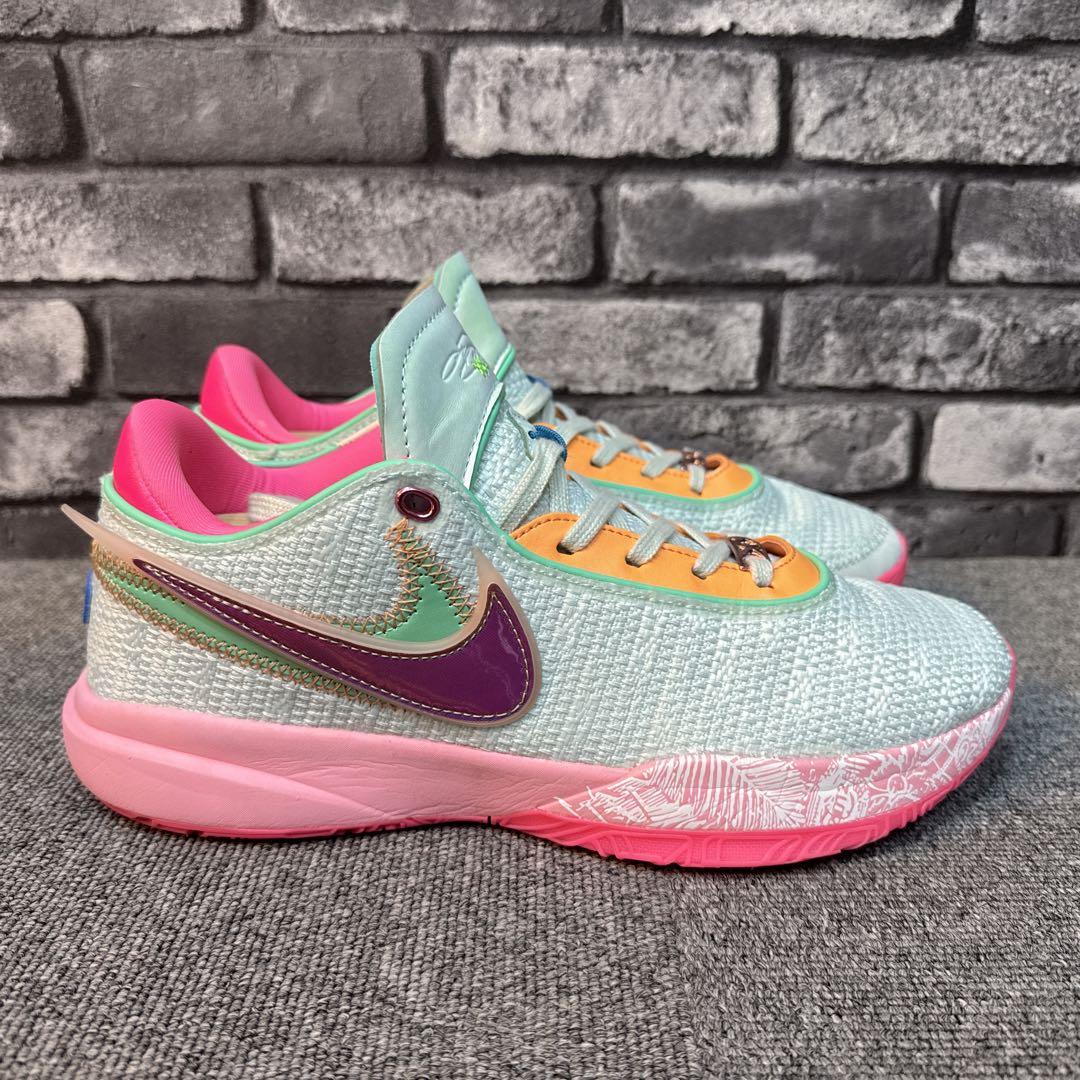 ナイキ レブロン20 タイムマシーン 26.5