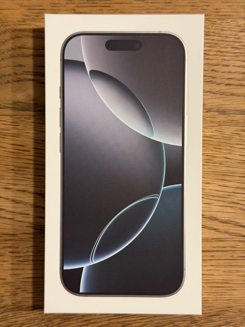 iPhone 16 Pro 256GB ホワイトチタニウム