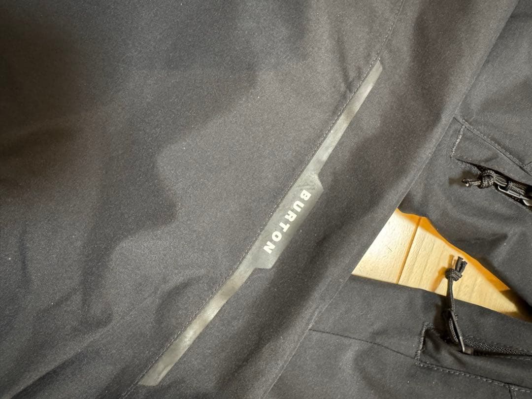 【新品に近い】BURTON 25-26 レディース パンツ L 黒 即発送