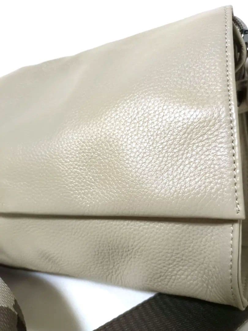 美品☆ear PAPILLONNER ワイドテープショルダーバッグ　ボディバッグ