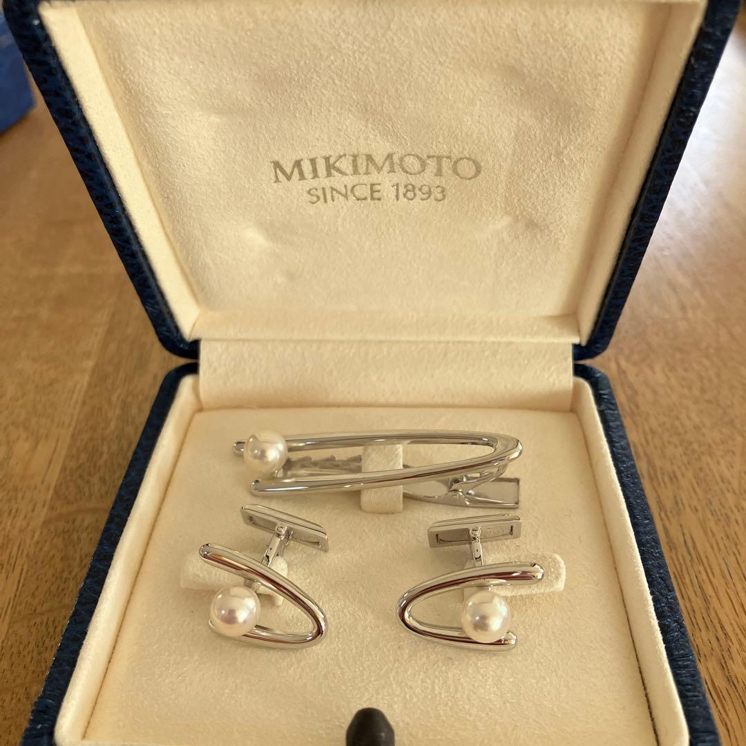 MIKIMOTO パール付き ネクタイピンとカフスセット（未使用）