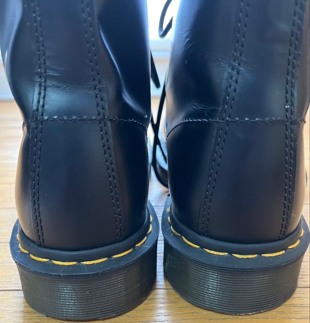 ドクターマーチン Dr.Martens UK8 ブラック 8ホール1460