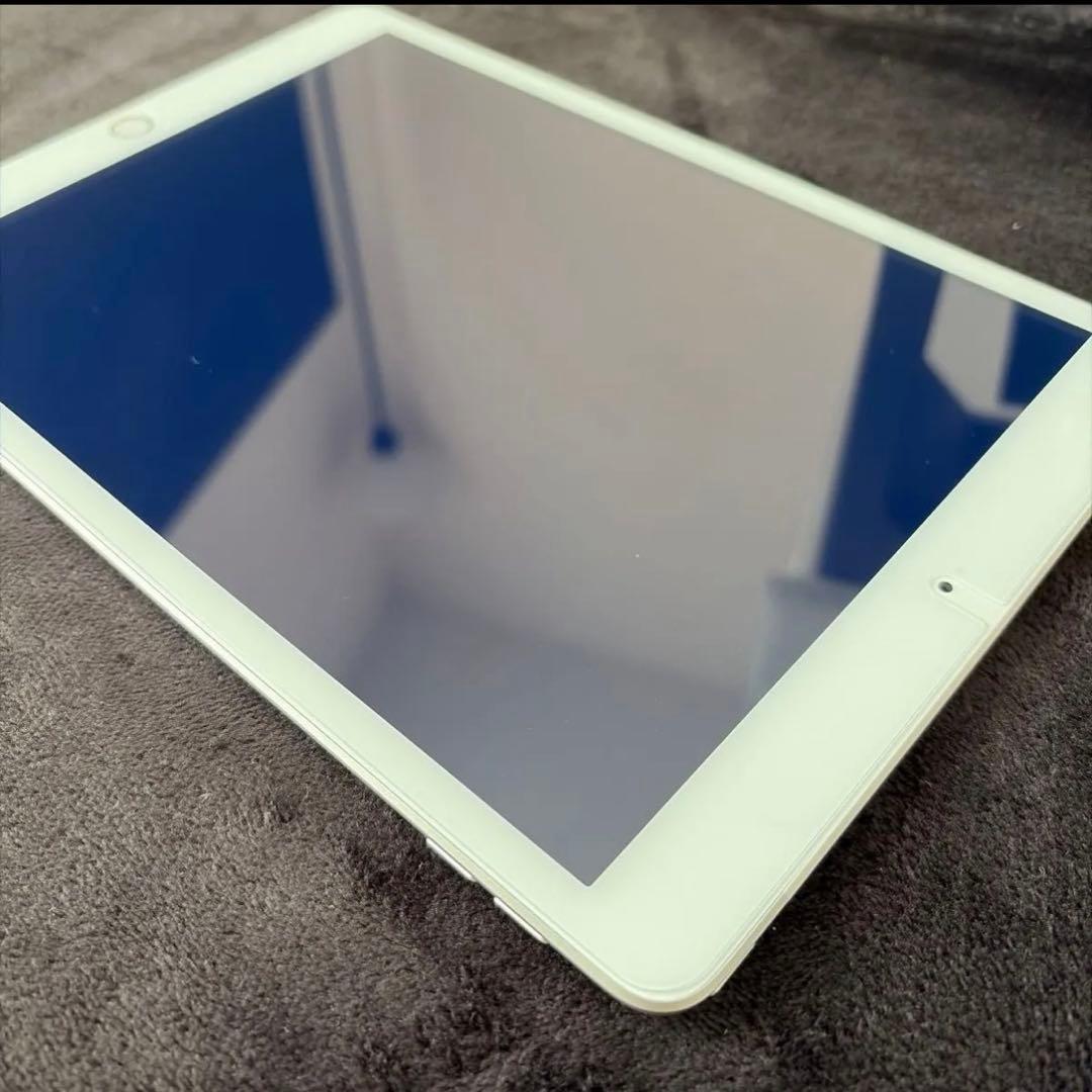 超美品☆Apple☆iPad☆第7世代☆32GB☆OS18.7☆シルバー
