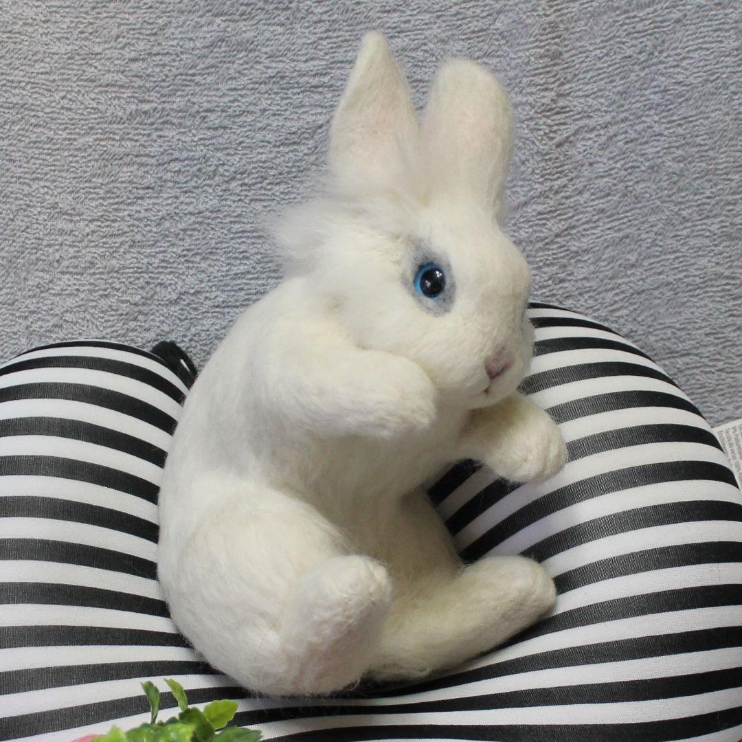 るんるんさま専用 羊毛フェルト オーダー「リアルで可愛いうさぎちゃん」