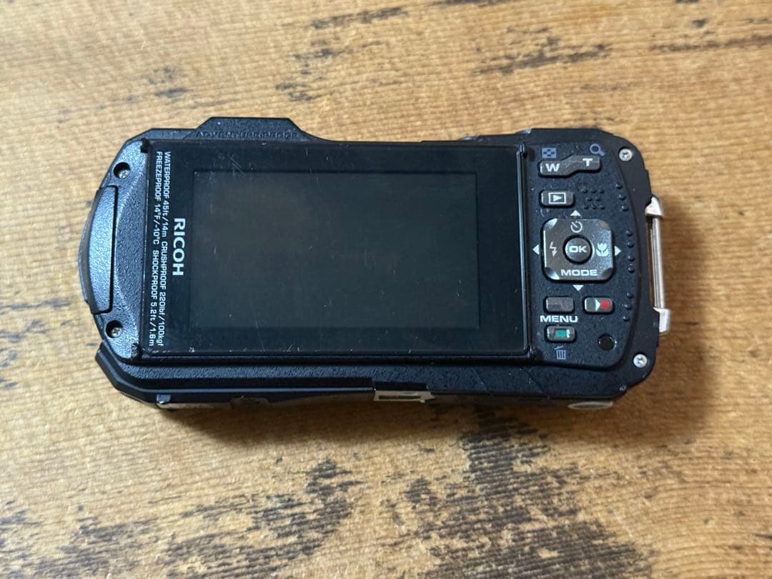 【中古】RICOH WG-40W コンパクトデジタルカメラ リコー (ホワイト)