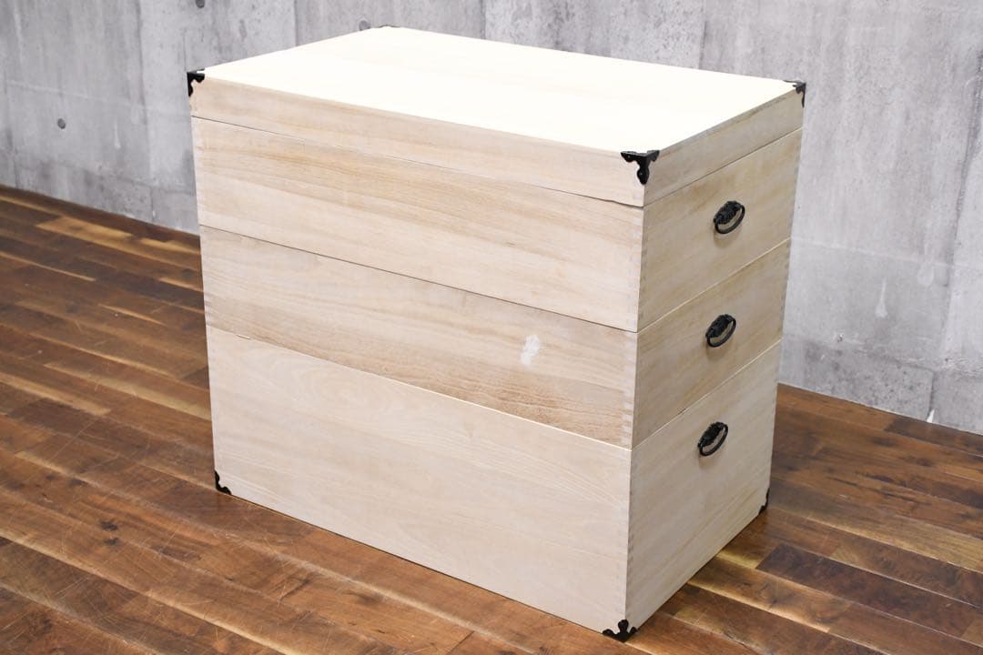 EGK5 未使用保管品 総桐 収納ケース 3段 キャスター付き 押入れ収納