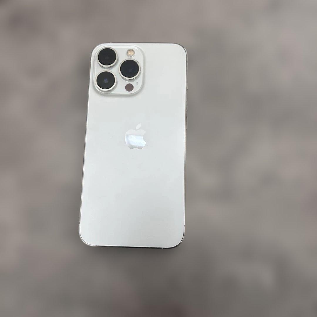 アイホォンApple iPhone 13 Pro シルバー 128GB スマホ