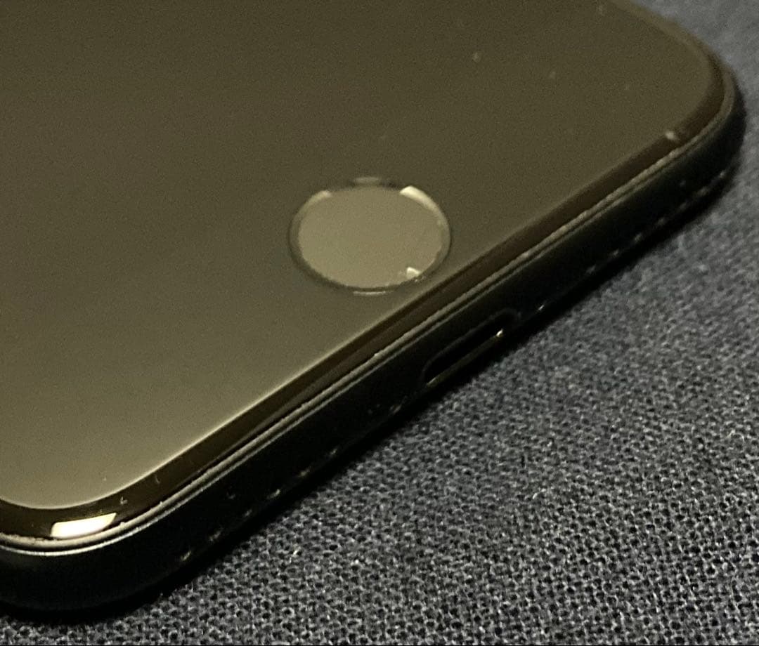 iPhone SE 第3世代 256GB SIMフリー