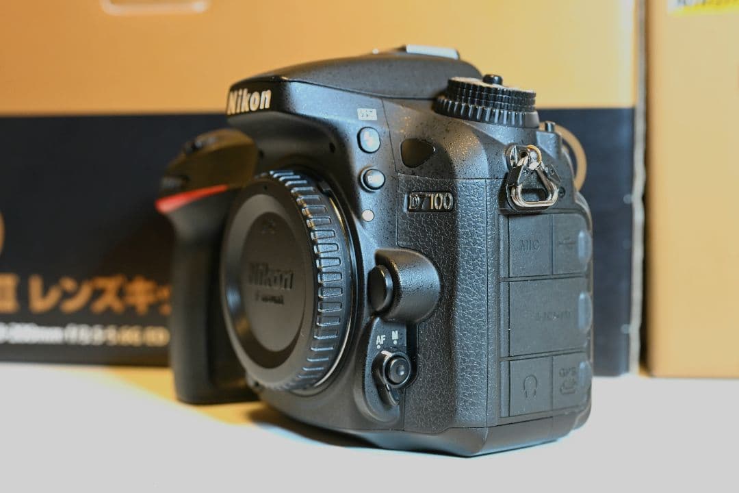 Nikon D7100 本体 + 付属品一式