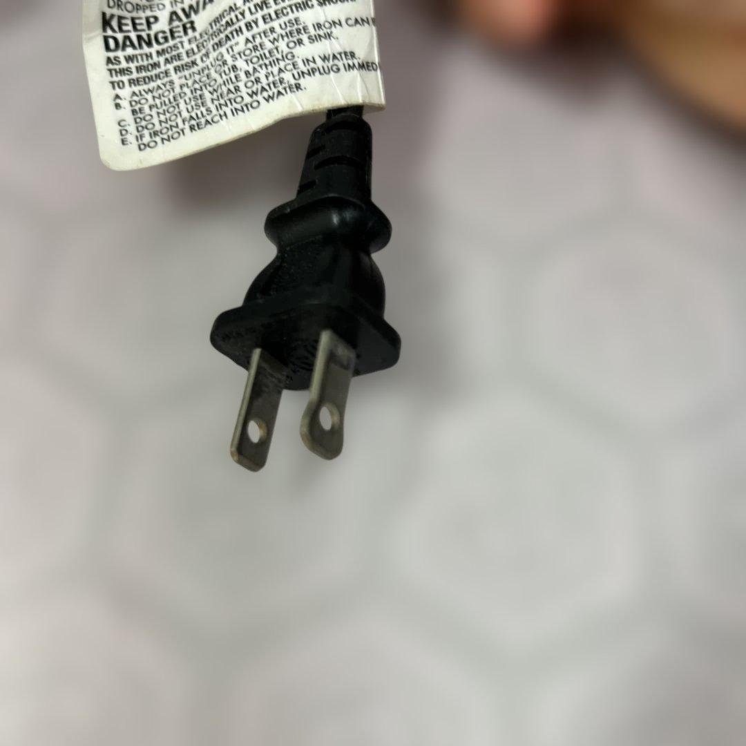 アメリカで購入Ceramic Straight Iron ストレートヘアアイロン