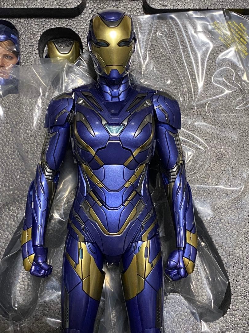 ホットトイズ ムービーマスターピース レスキュー アイアンマン アベンジャーズ