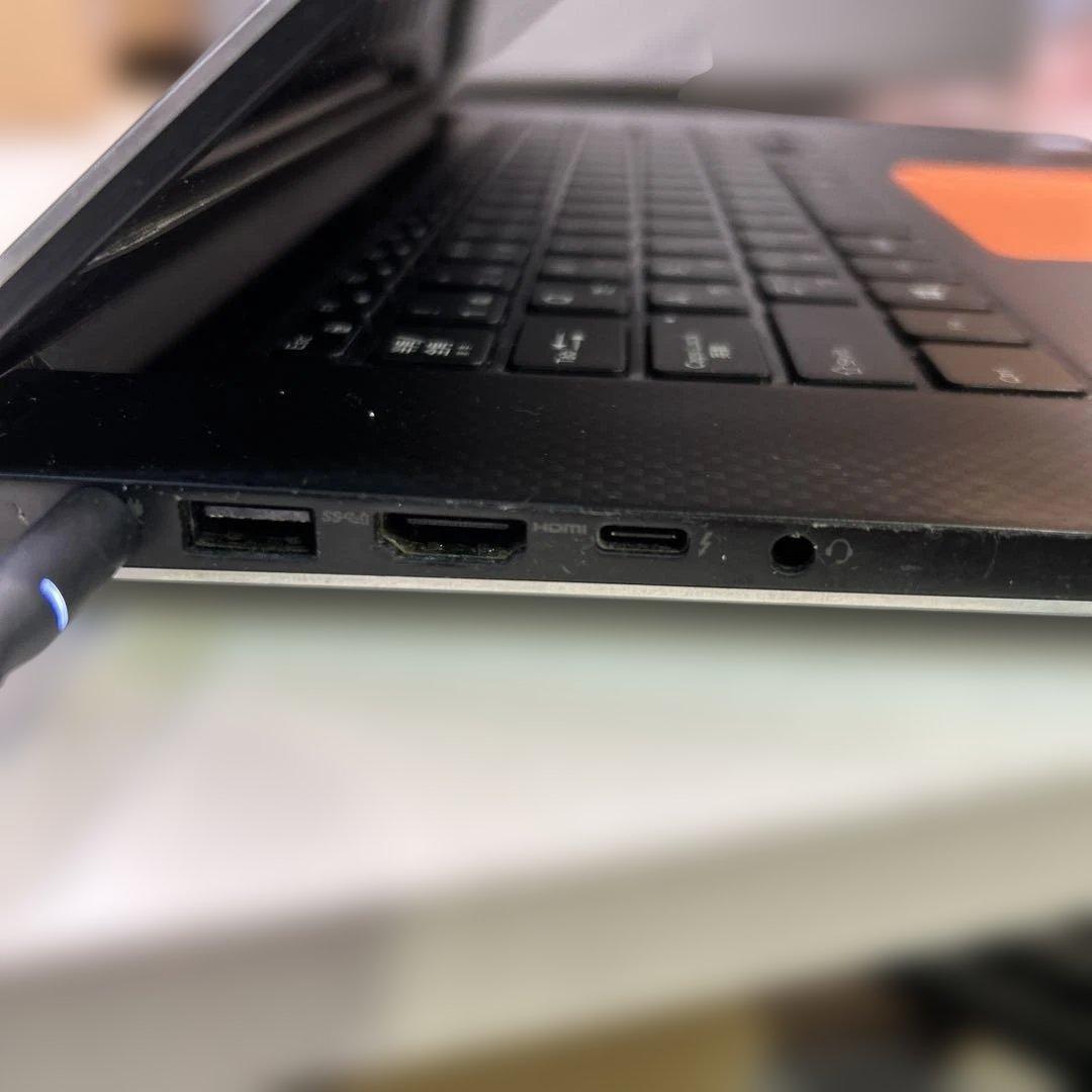 7275 DELL XPS15 9560 core-i7 20GB ノートPC