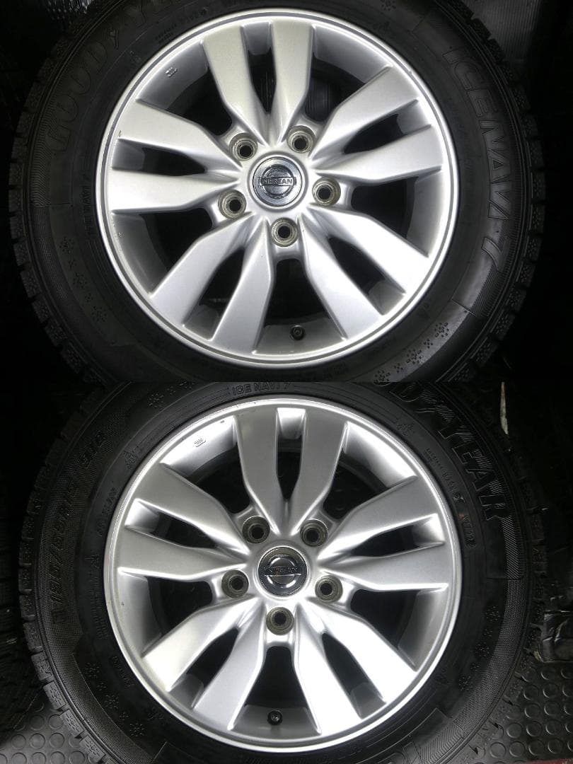 美品 日産 C26 セレナ 極上9.5分山 国産スタッドレス 195/65R15