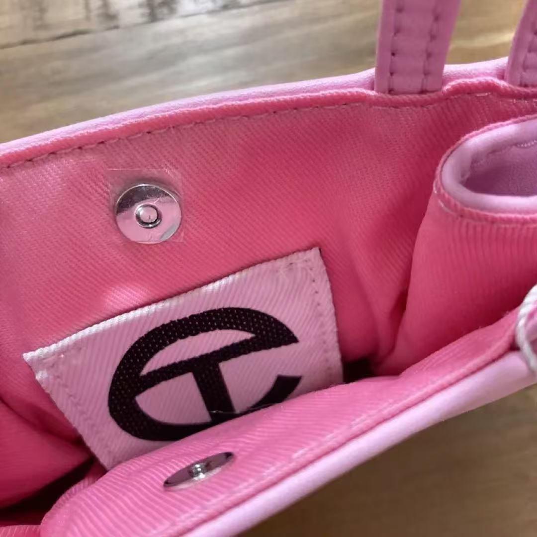 人気テルファーのピンクのショルダーバッグ