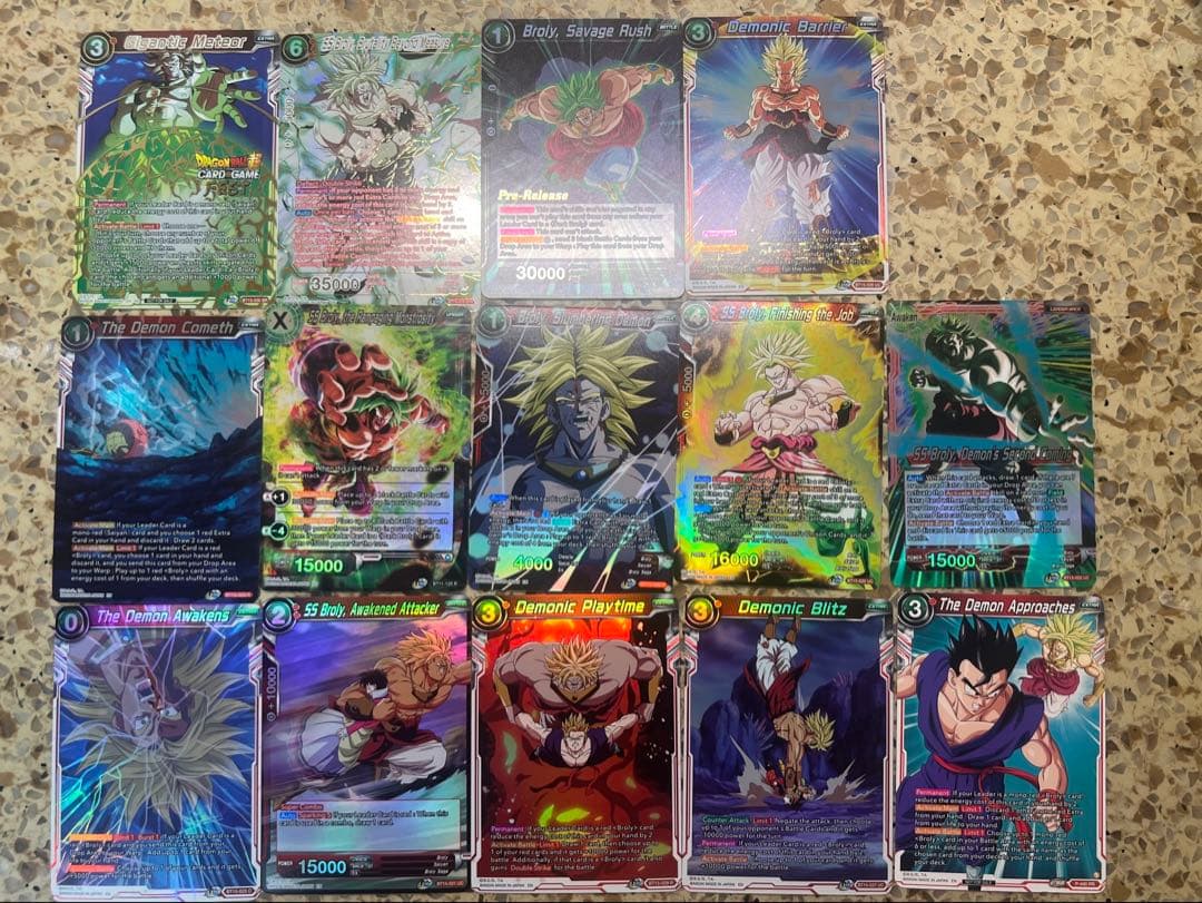 ドラゴンボール超カードゲーム　ブロリー　セット売り　ホロ　英語