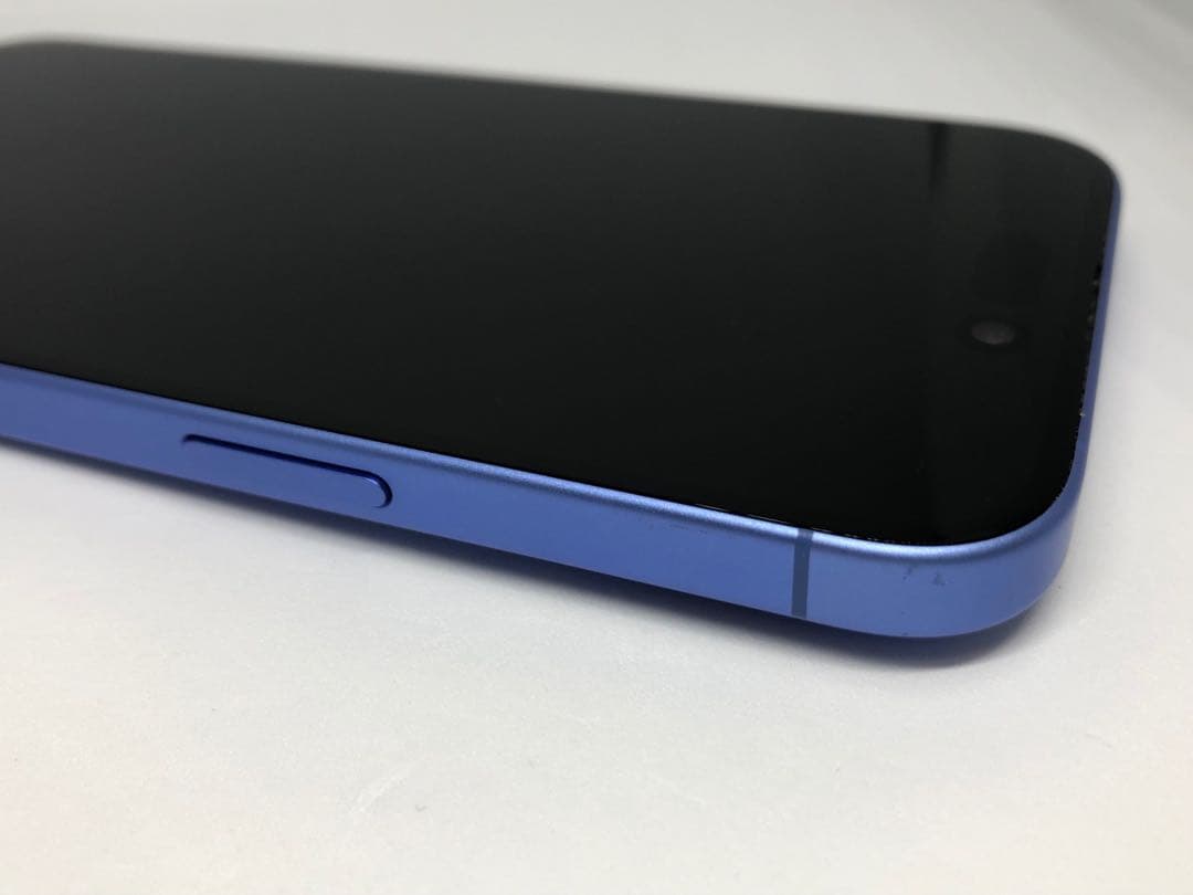 iPhone16 256GB ウルトラマリン国内版 SIMフリー 中古Cランク