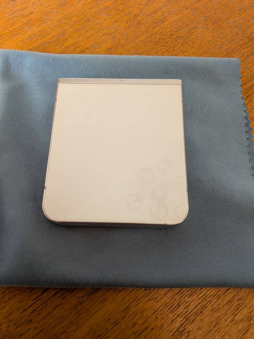 Galaxy Z Flip5 512GB 海外版SIMフリー