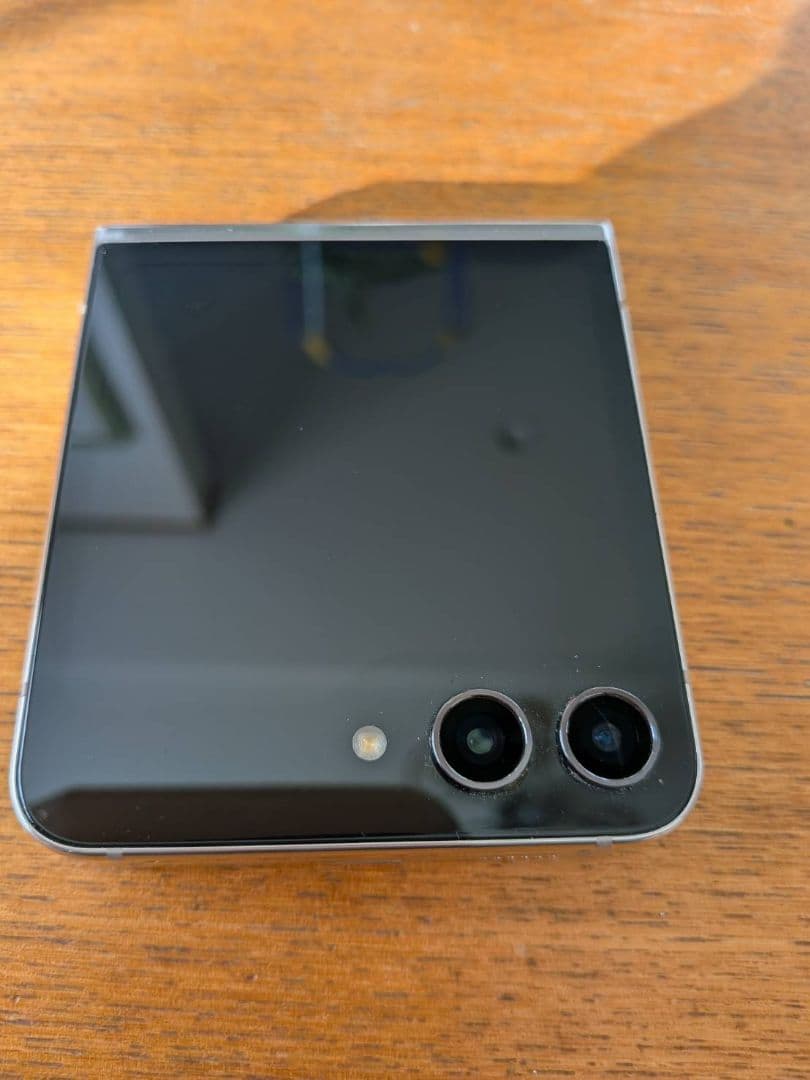 Galaxy Z Flip5 512GB 海外版SIMフリー