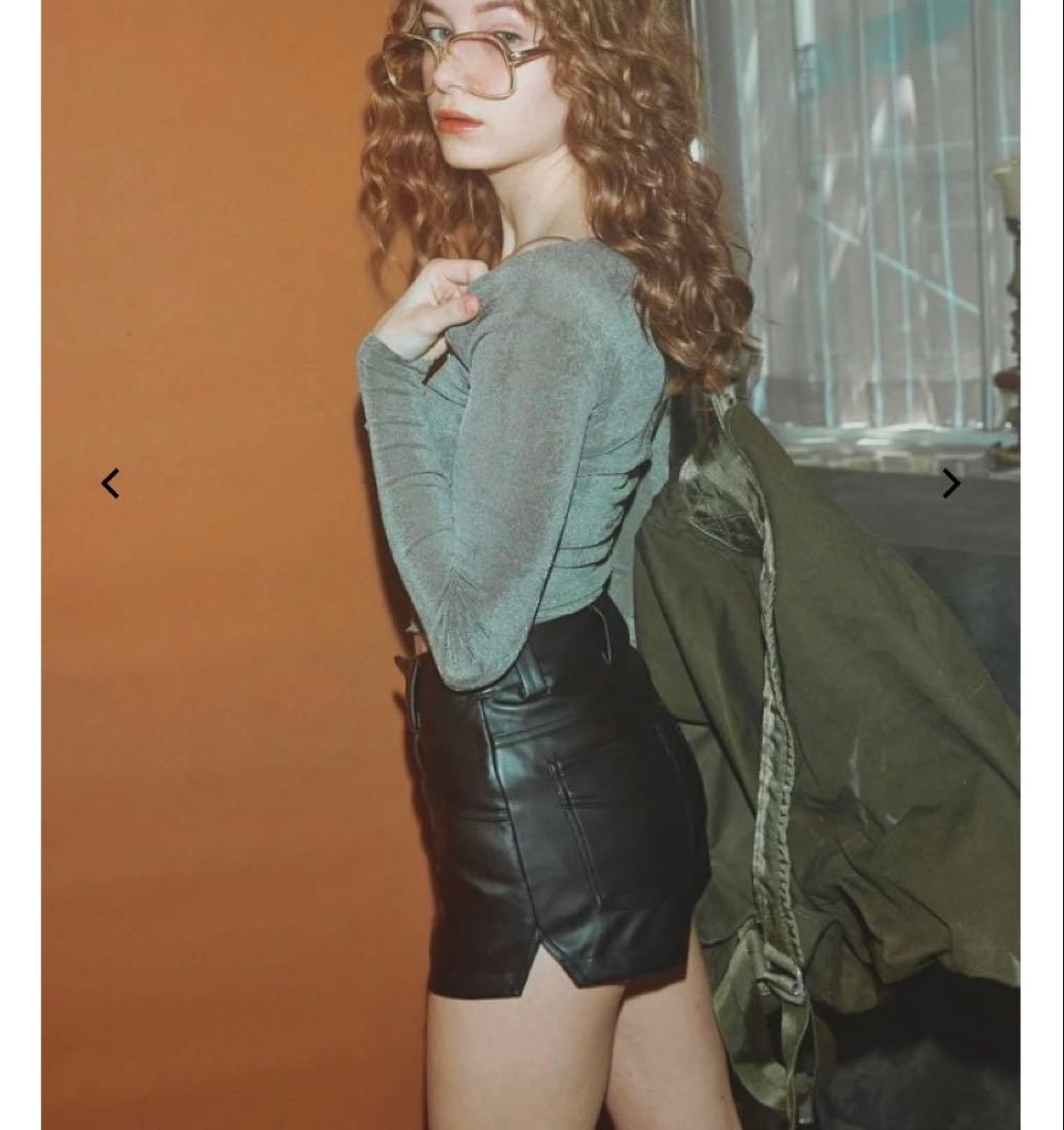 juemi ジュエミ High-Waisted Leather Shorts