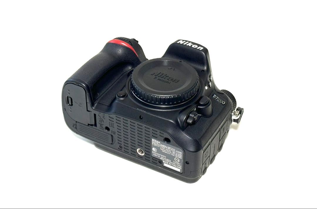 ☆撮影数極少7000回以下☆Nikon D7200 ボディのみ　ニコンDX機美品